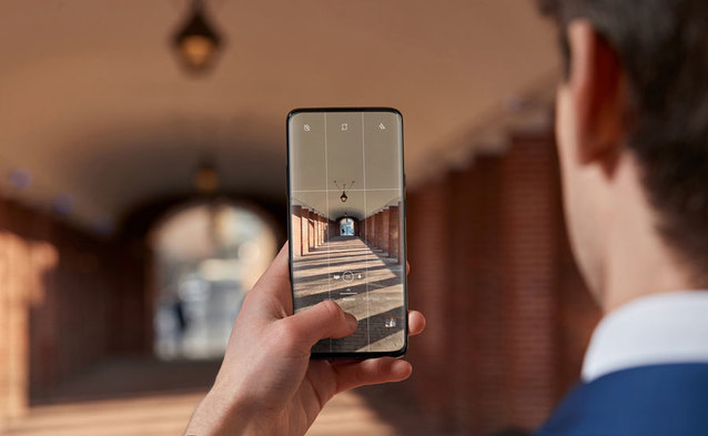 OnePlus 7 Pro Almond