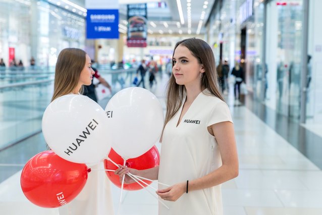 Wymiana ekranu w smartfonie Huawei