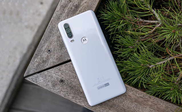 Ceny Motoroli One Action w Plusie