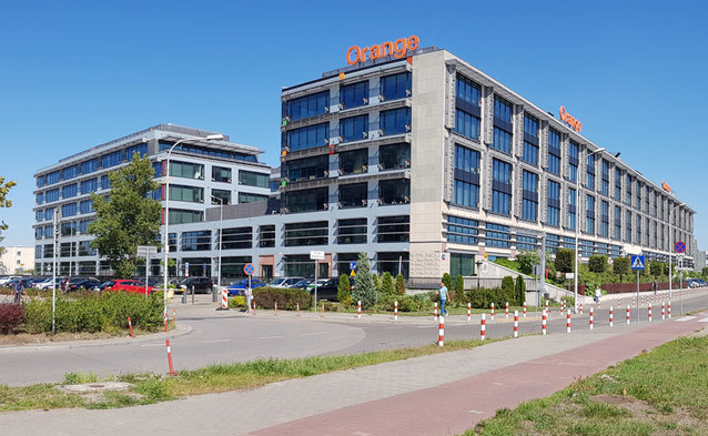 Orange Polska przedłuża najem Miasteczka Orange