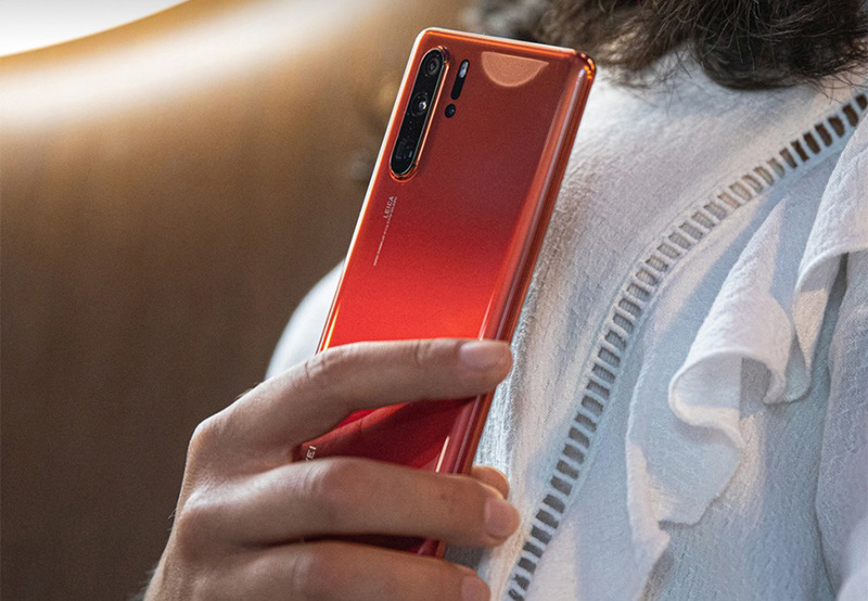 Huawei ogłosił, że sprzedał 16.5 mln smartfonów serii P30.