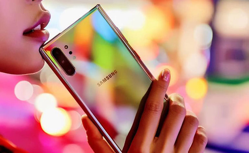Porównanie zdjęć z Samsung Galaxy Note10+ i Huawei P30 Pro