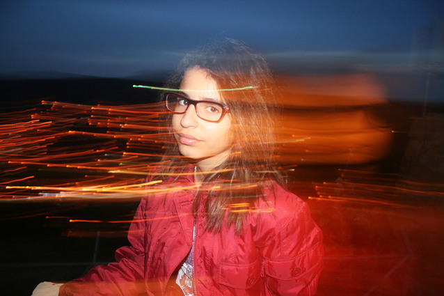 głośniki Google, Amazona (Alexa), Facebooka (Portal) oraz Apple (Siri) są narażone na ataki światłem (laserem).