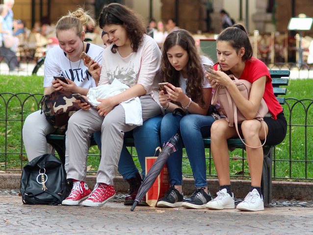 PAKIET EKSTRA 6 GB z Mobilną Aplikację Plus Online