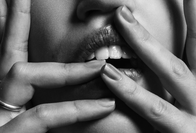 Ministerstwo Rodziny, Pracy i Polityki Społecznej prowadzi analizy związane z projektem ustawy chroniącej dzieci przed pornografią.