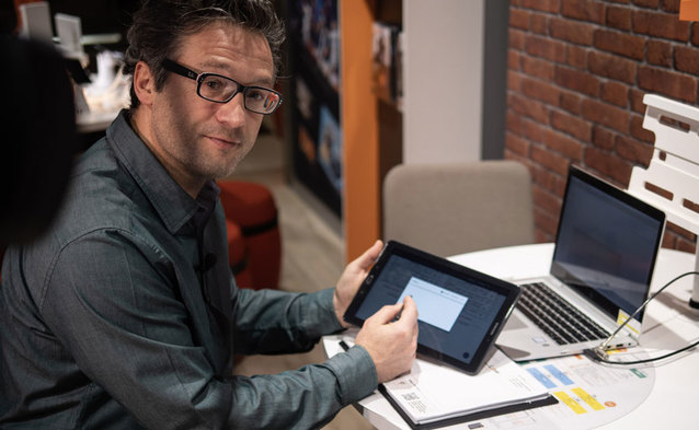 Klienci Orange ratują klika drzew tygodniowo – umowa na tablecie już we wszystkich salonach