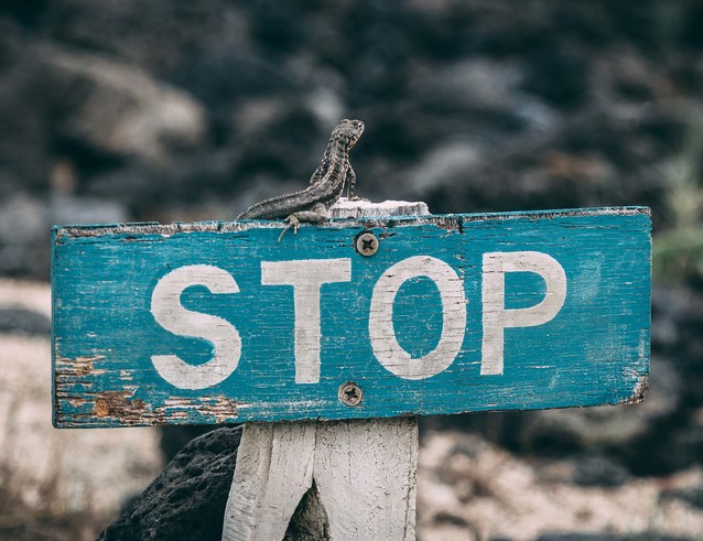 Orange wyłącza 3 usługi w Orange na kartę