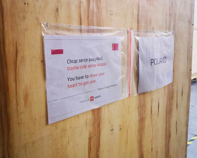 Xiaomi przysłało do polski 50 tysięcy maseczek i 300 termometrów 