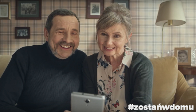 #ZOSTAŃWDOMU i wybierz Plusa na kartę - kampania reklamowa Plus na Kartę