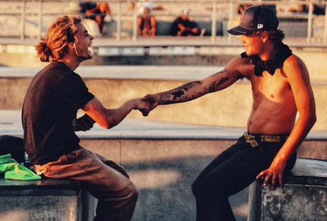 Android i iOS będą informowały władze o naszych kontaktach - API wykorzysta Bluetooth