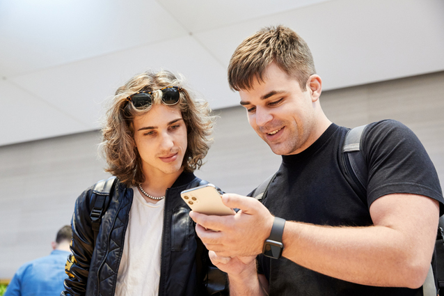 Jaki iPhone wybrać? - 14 smartfonów od 1399 do 7399 zł