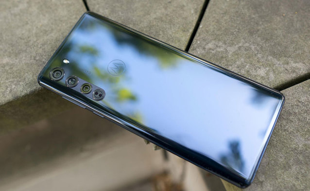 Ceny Motorola Edge w Orange