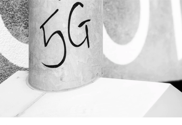 Poseł Koalicji Obywatelskiej dopytuje o zagrożenia 5G - głównym celem blokada budowy nadajnika PLAY