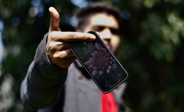 Oddaj stary telefon Fundacji Świętego Mikołaja