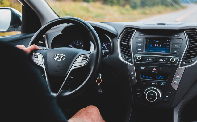 Yanosik Pay - nowa usługa dla kierowców. Od teraz zapłacą mniej na bramkach