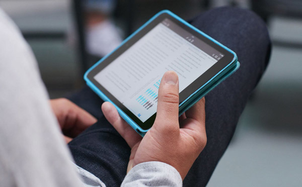 Poczta Polska we współpracy z Orange wyposażyła listonoszy w ponad 20 tys. nowych tabletów