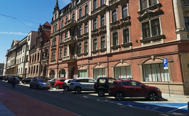 Od jutra parkowanie w Katowicach przez aplikację do płatności mobilnych