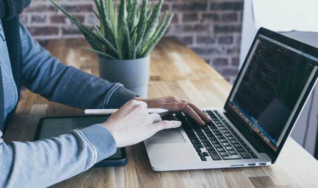 Router stacjonarny ZTE MC801A dla sieci 5G już w ofercie NTT