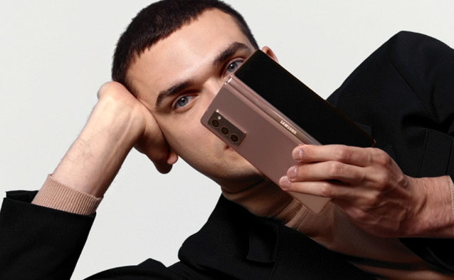 Ceny Samsunga Galaxy Z Fold2 5G i LG K22 w Orange