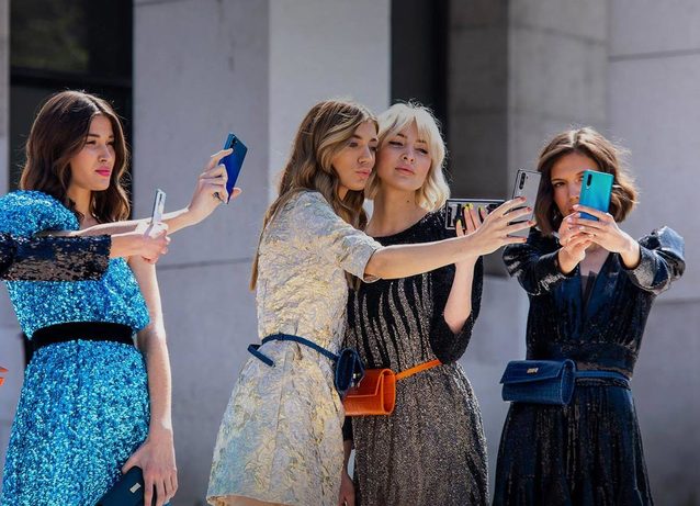 Huawei podaje, że zwiększa swoje przychody i nadal jest na plusie