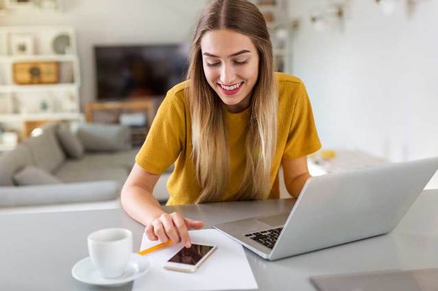 Netia: internet bez zobowiązań, pakiety z TV na rok