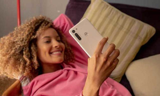 Kup Motorolę a głośnik lub słuchawki dostaniesz gratis