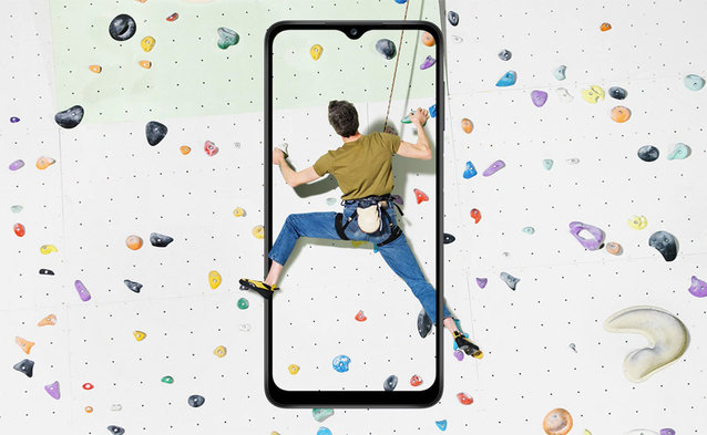 Ceny Samsunga Galaxy A12, moto G9 power i HTC Wireless Earbuds w Play