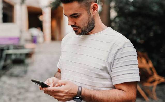 Orange wprowadza zdalne potwierdzanie tożsamości z mojeID