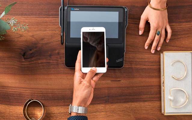 Mastercard: 70% transakcji kartą nie przekracza 100 PLN, nie wymagają potwierdzenia kodem PIN