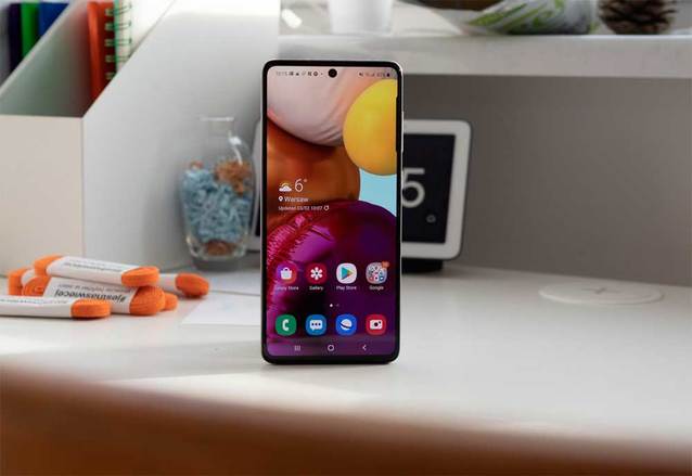 Samsung Galaxy A71 za 1299 zł