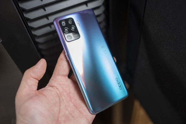 OPPO Reno5 Lite – nasze pierwsze wrażenia