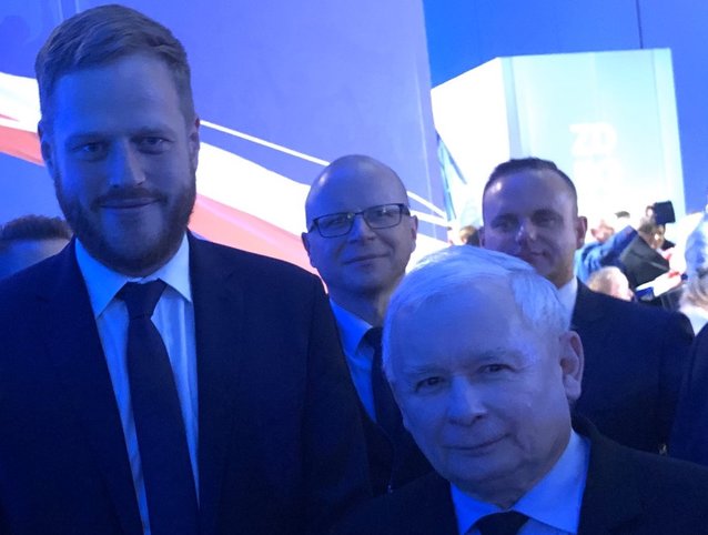 Jest nowy minister odpowiedzialny za informatyzację - zna się na zdrowiu, respiratorach, Chełmie, Mokotowie i na Orange