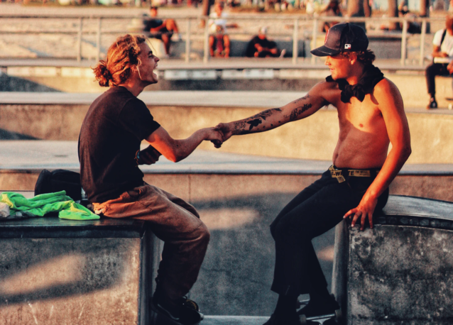 Orange Polska przedłuża umowę roamingu krajowego z Play, która zapewnia 300 mln zł przychodów do 2025 roku