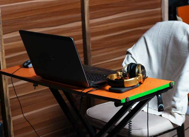 Światłowód Fiberhost zasili blisko 100 stacji bazowych Orange Polska