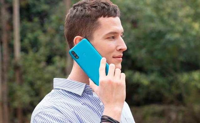 Wakacyjna promocja na smartfony Motoroli