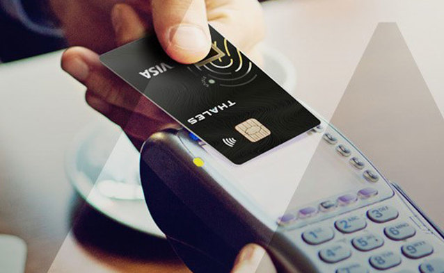 Pierwsza bezstykowa biometryczna karta płatnicza od Thales