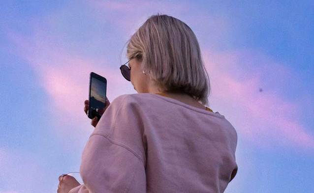 Raport PLAY: Jak pandemia COVID-19 wpłynęła na zachowania konsumentów oraz rozwój sieci