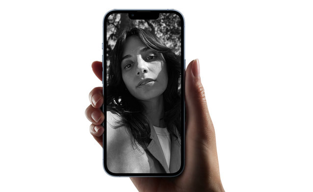 Indeks iPhone'a 2021: W ile dni statystyczny Polak zarobi na iPhone'a, a w ile Niemiec?