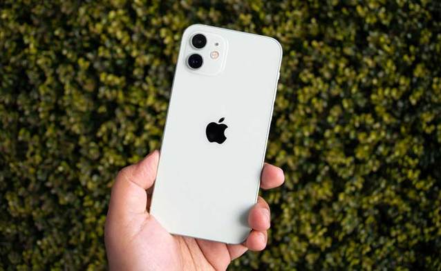 Program serwisowania iPhone’a 12 i iPhone’a 12 Pro z powodu braku dźwięku