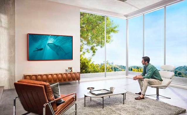 Samsung prezentuje nowe telewizory i ekrany na 2022 rok. Przełomowe opcje personalizacji i jakość obrazu nowej generacji.