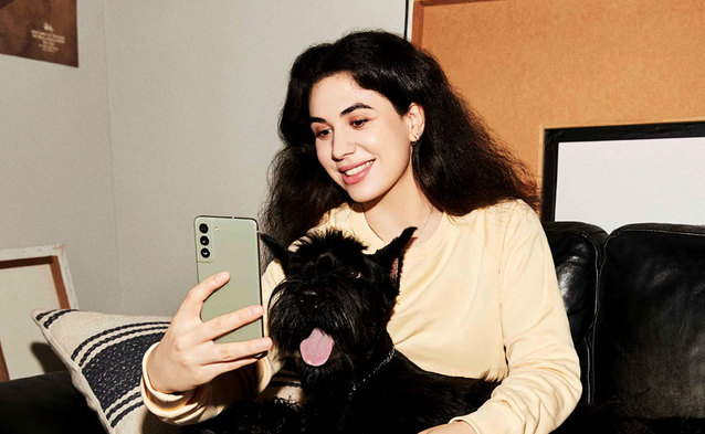 400 zł mniej za Samsunga Galaxy S21 FE 5G w Plusie