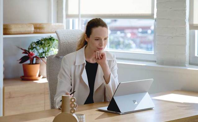 Surface Laptop Studio dostępny w przedsprzedaży