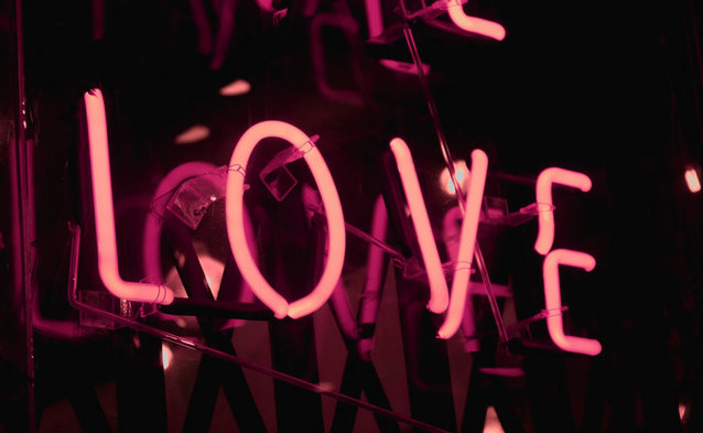 Zakochaj się bez limitu – poznaj walentynkową ofertę od T-Mobile