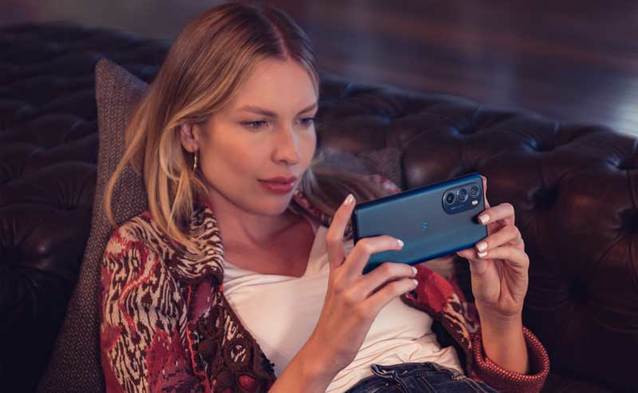 Motorola Edge 30 Pro - premiera