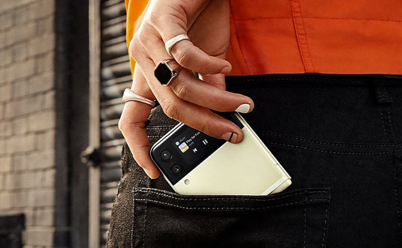 Samsung Galaxy Z Flip 3 5G teraz nawet o 1200 zł taniej w T-Mobile