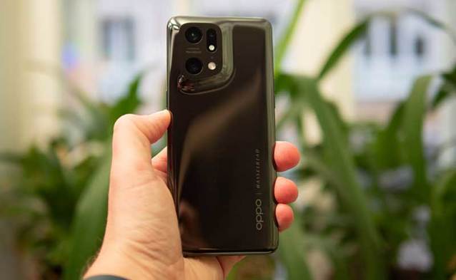 Od dziś w Polsce: Reno7 5G za 2699 zł i Find X5 Pro za 5999 zł