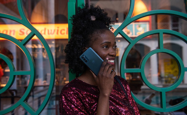 Majowa promocja w T-Mobile: kup taniej smartfon Motorola Moto G31 na raty 0% bez abonamentu