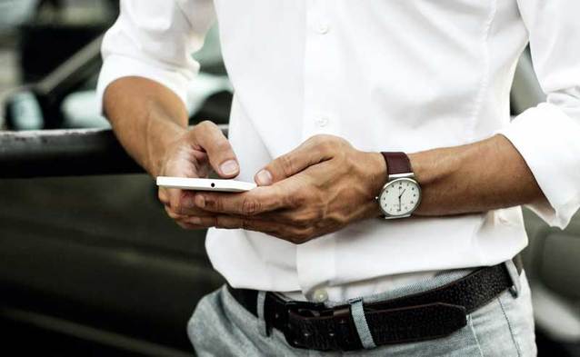 Operatorzy nie chcą zwracać pieniędzy, bo klient by musiał głośno podać numer konta