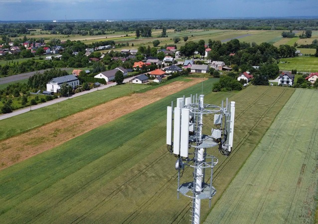 PLAY ma 10 tys. własnych nadajników!