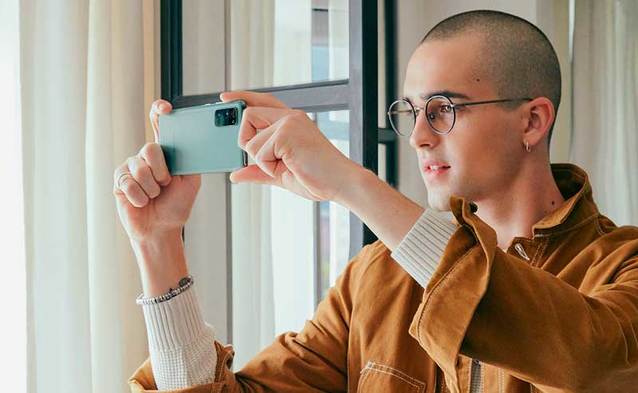 Orange - tańsze, odnowione smartfony na wakacje